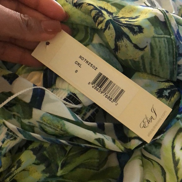NWT Eliza J Cold Shoulder Tropical Print Dress - Picture 5 of 7